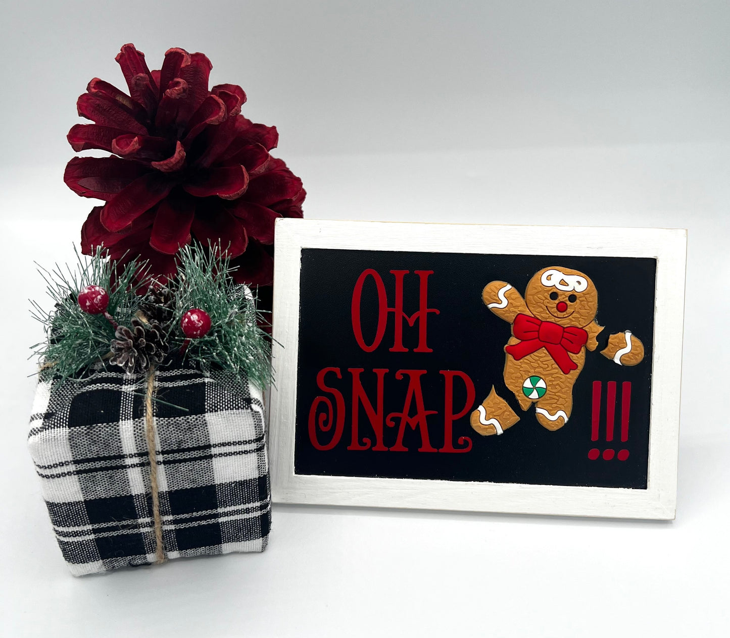 Oh Snap!!! Framed Gingerbread Man Distressed Decoration